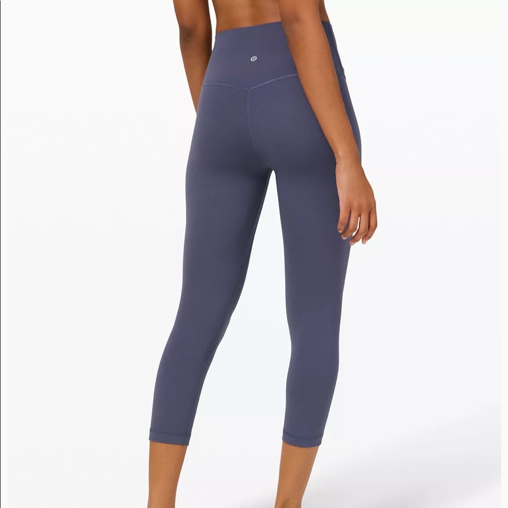Lululemon Women’s Align Crop 21”